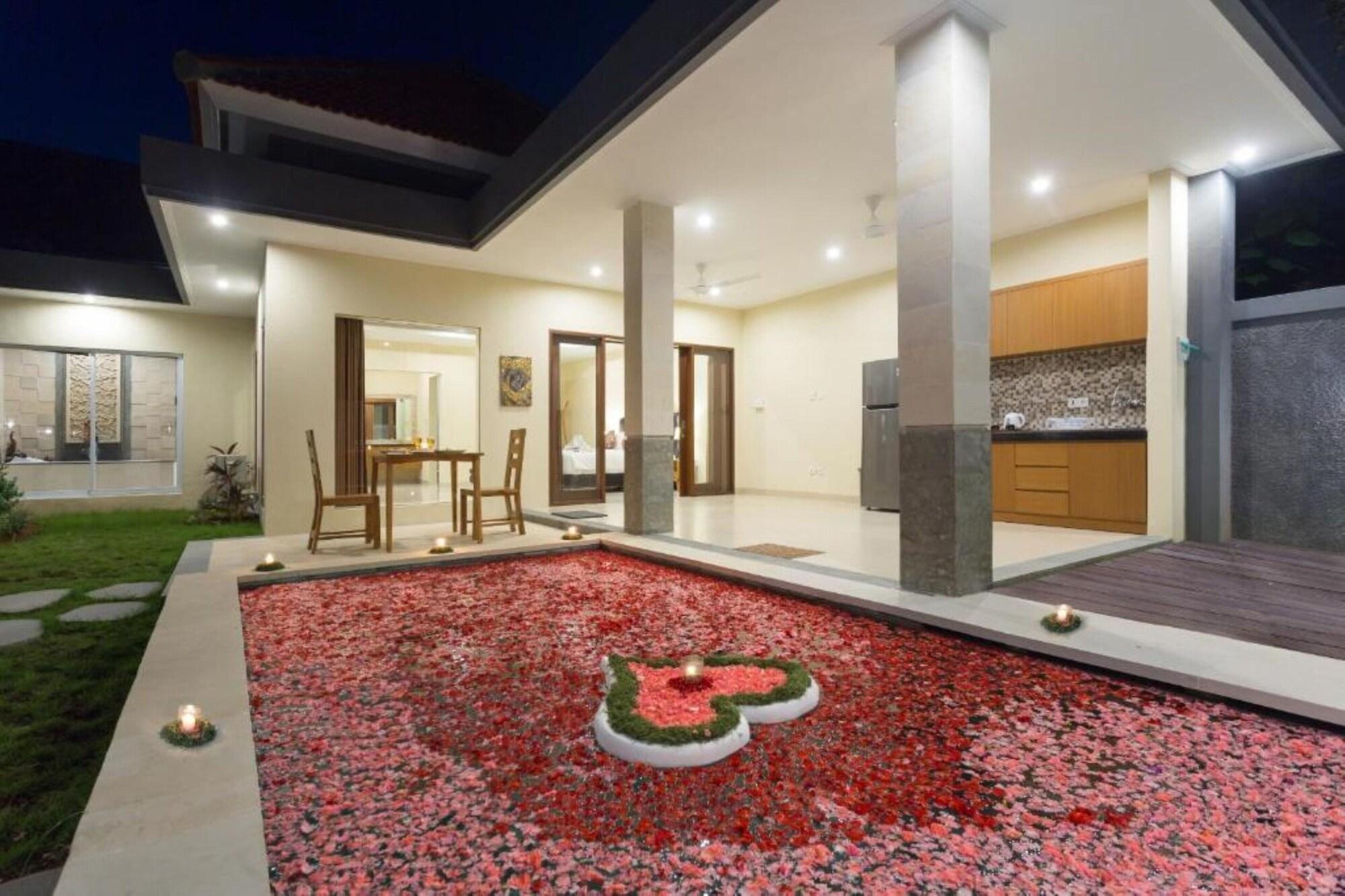 Kubu Petitenget Seminyak (Bali)