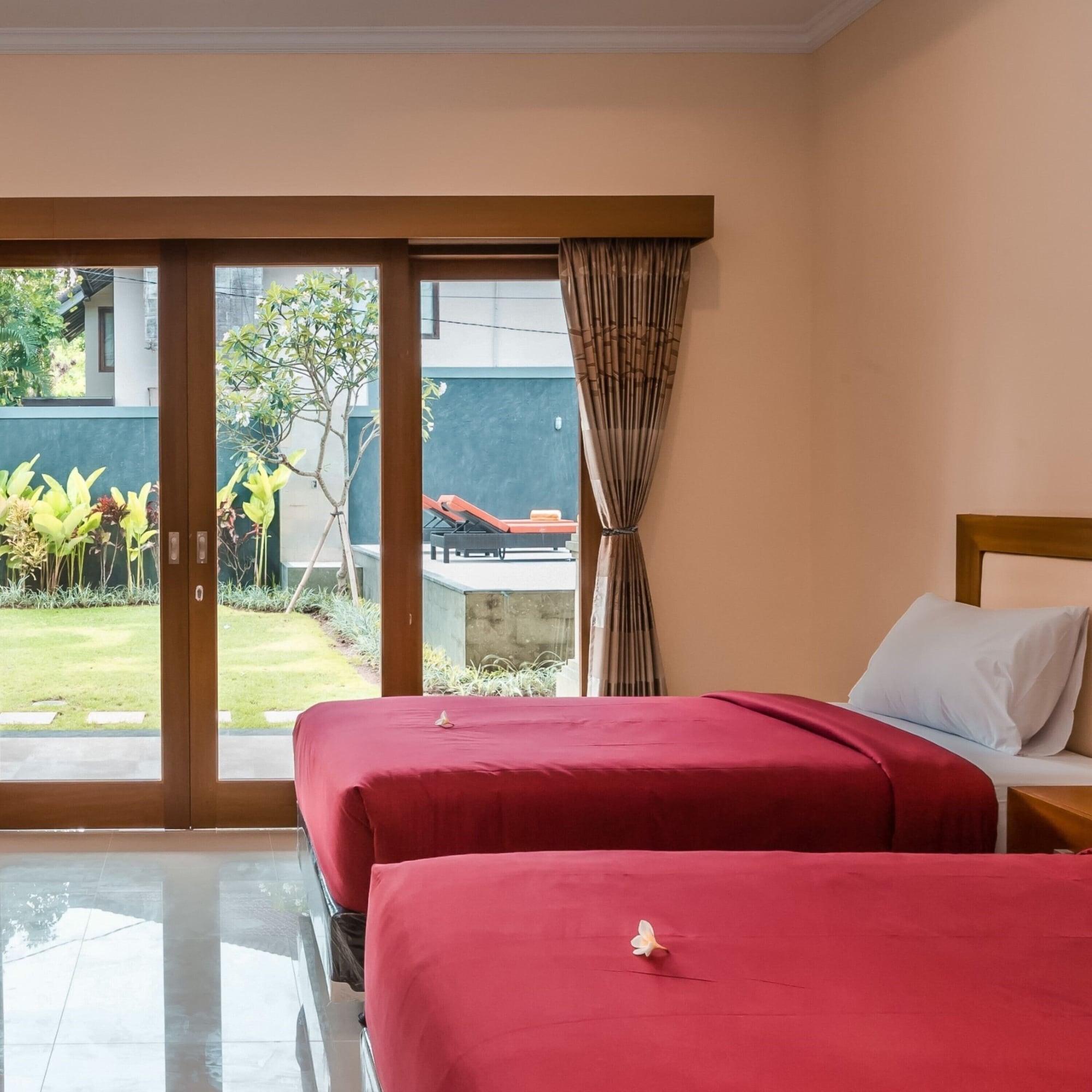 Hotel Kubu Petitenget Seminyak