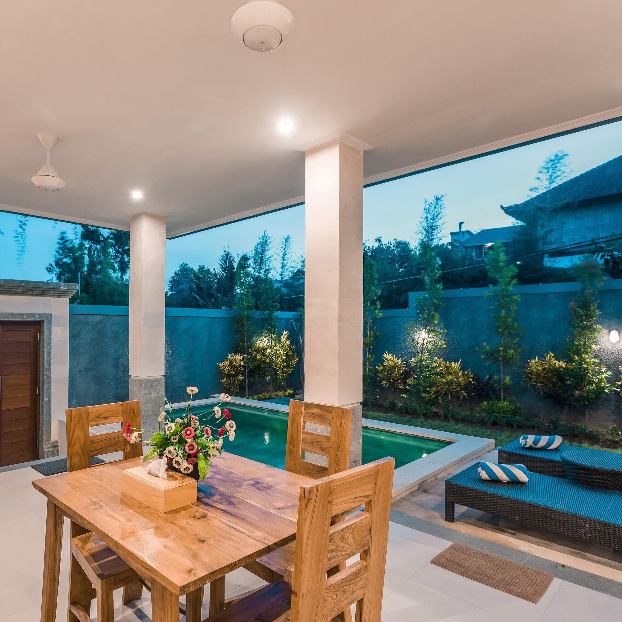 Hotel Kubu Petitenget Seminyak