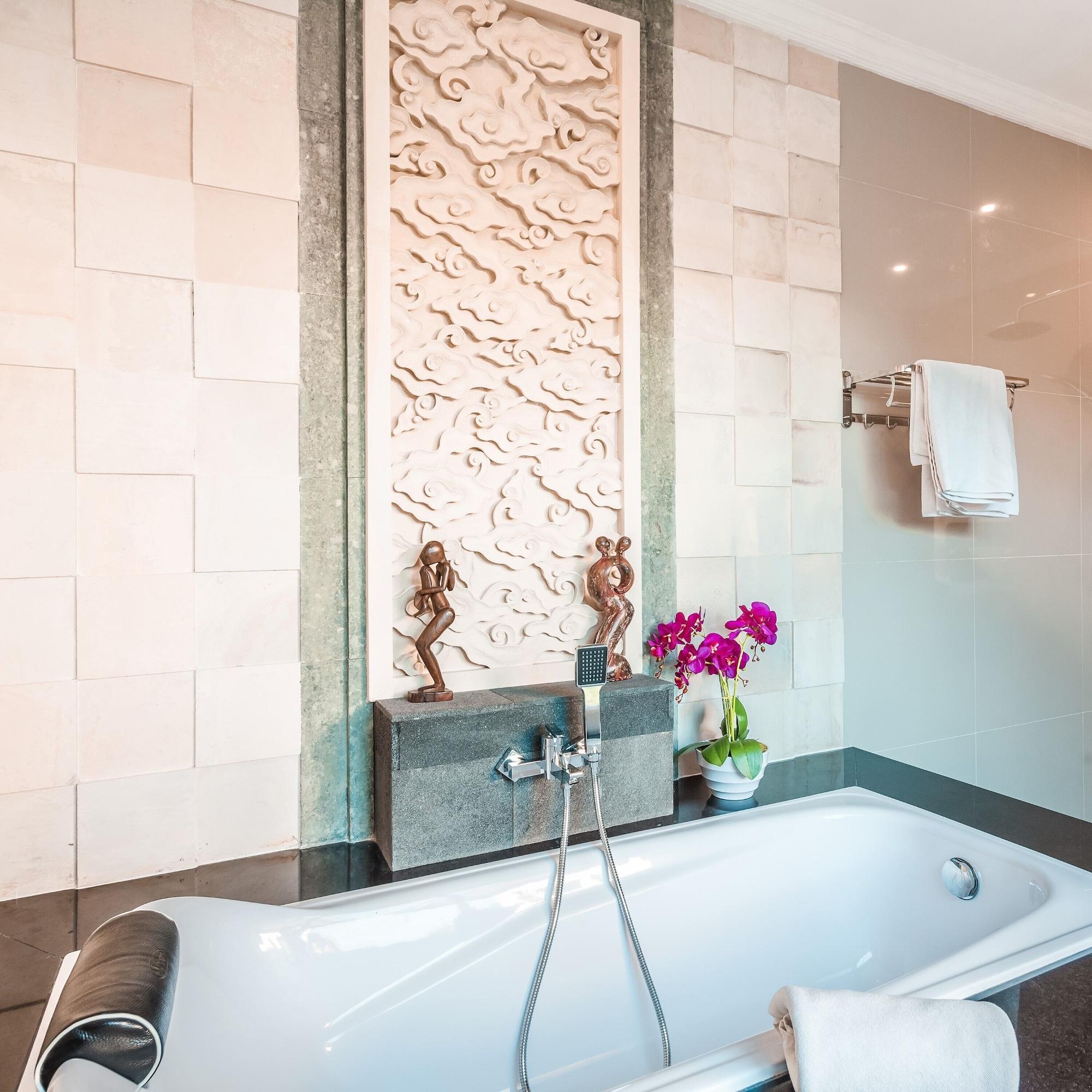 Kubu Petitenget Hotel Seminyak