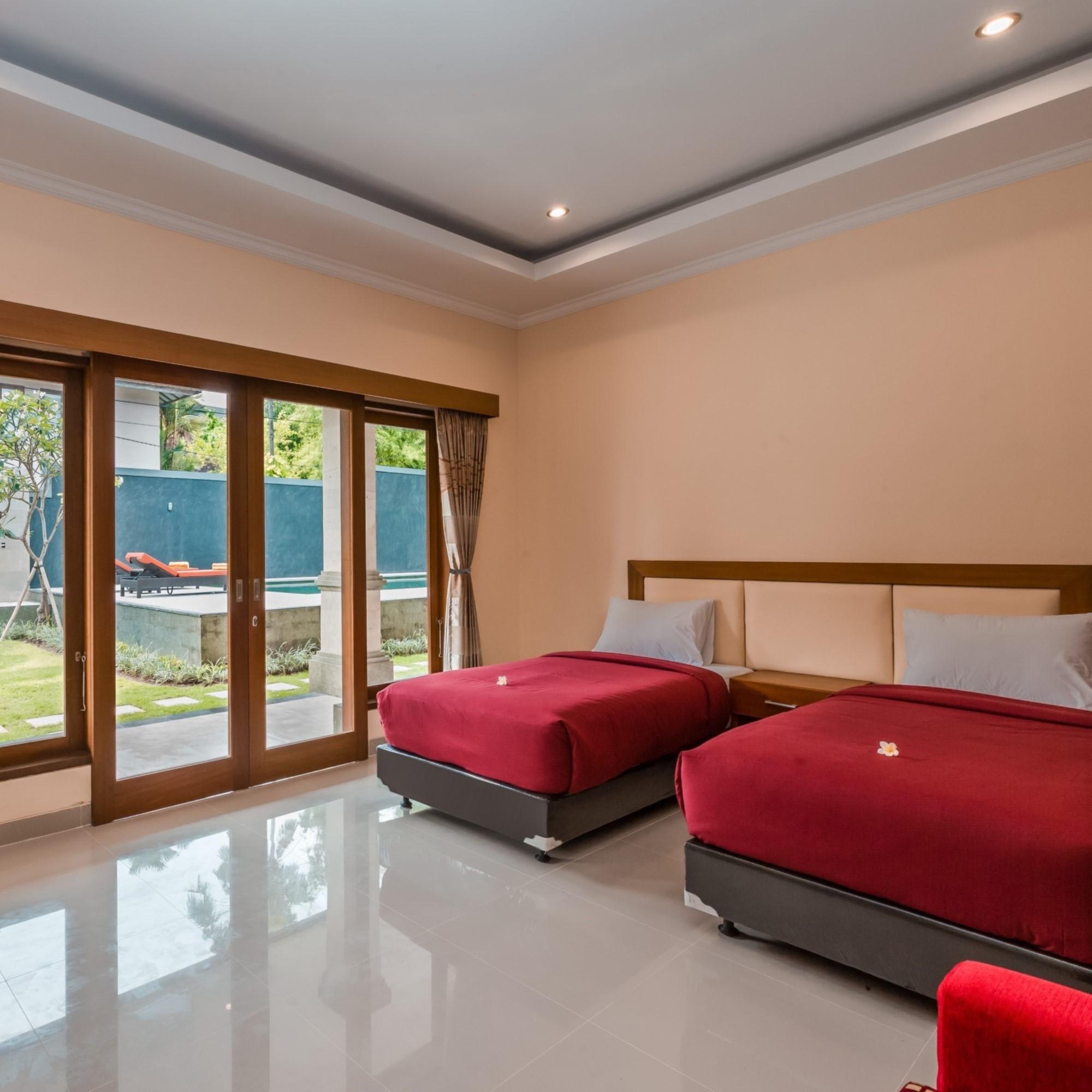 Hotel Kubu Petitenget Seminyak
