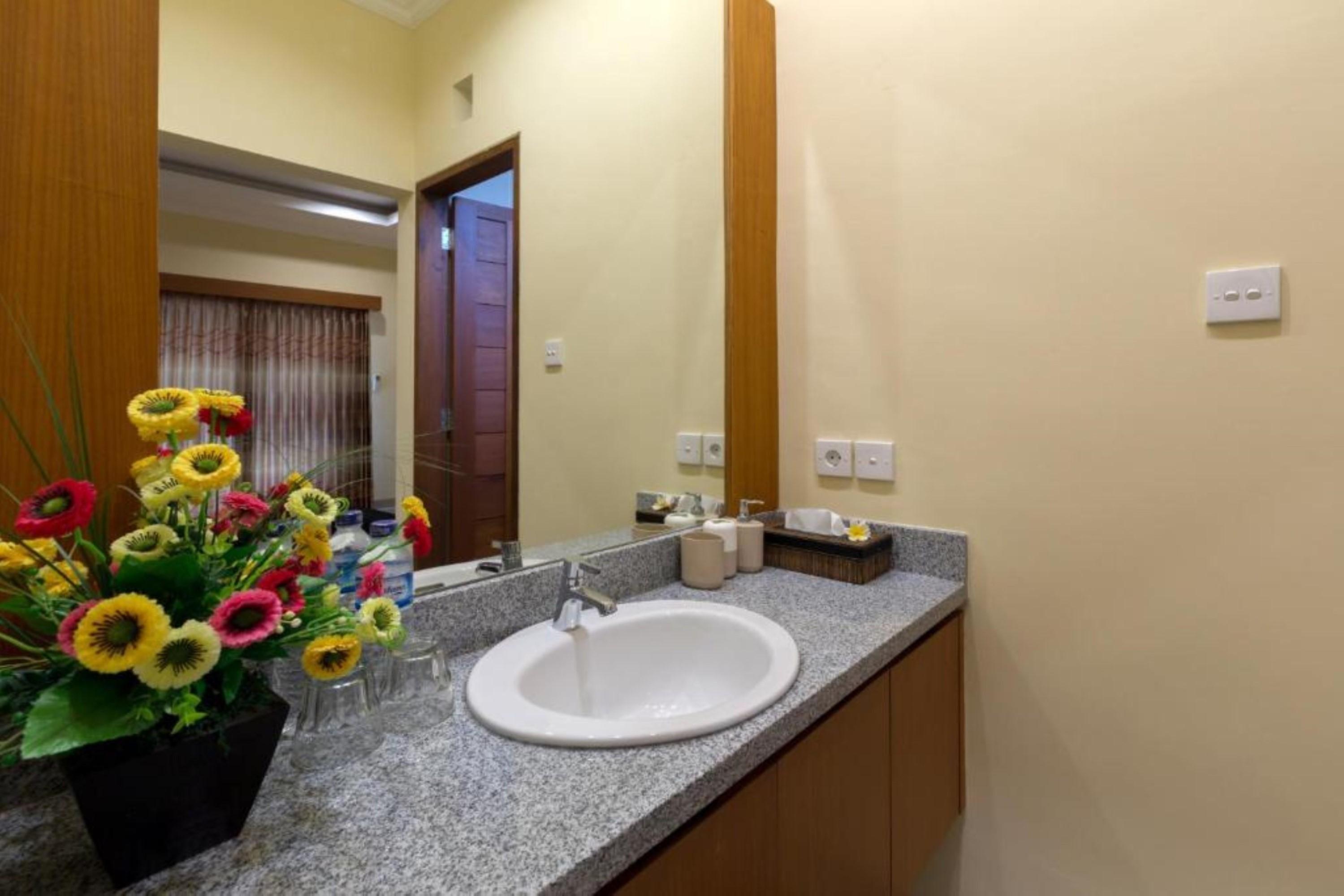 Kubu Petitenget Hotel Seminyak